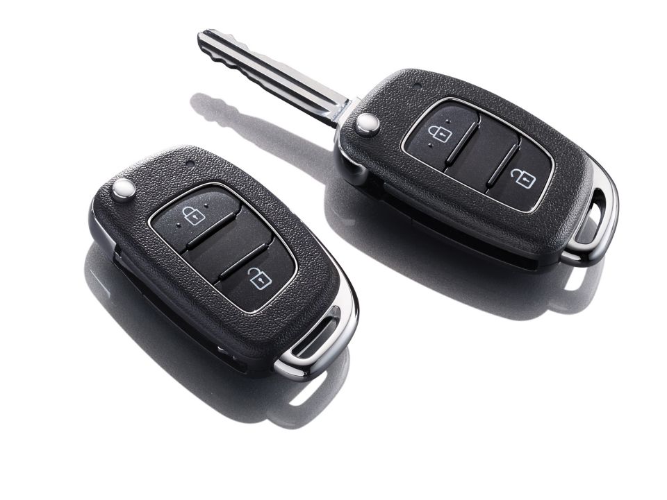 Close-up of the Hyundai Bluelink app with the lock/unlock feature.