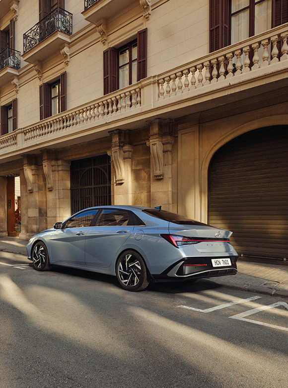 Дизайн Hyundai ELANTRA | Сучасний Седан | Аеліта-КР - фото 7